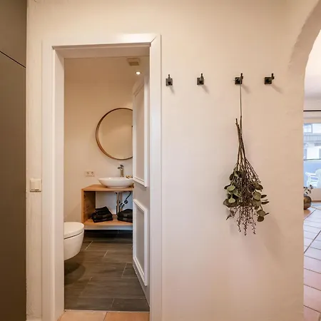 Egger Apartment *